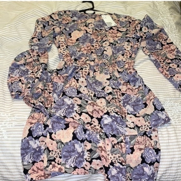 H&M Dress - Picture 3 of 5